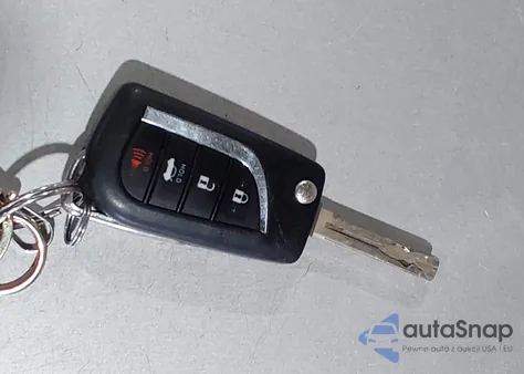 2021 Toyota Camry Se z USA, uszkodzony, nr VIN 4T1G11AK6MU540674